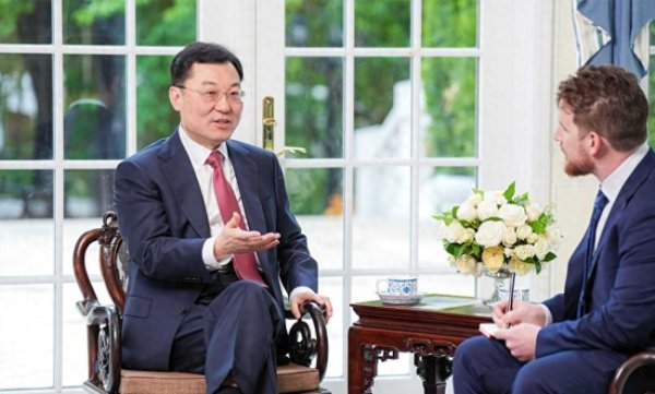 2026世界杯官方网站 我驻好意思大使：寰宇不但愿看到“东谈主工智能铁幕”“东谈主工智能版星球大战”