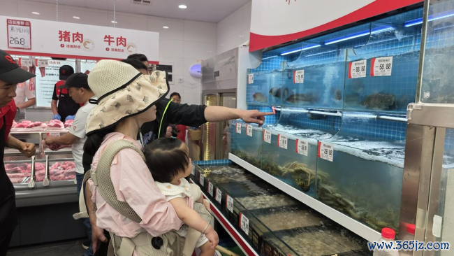 点亮上海品性生涯新坐标，钱大妈黄金城谈店适当开业